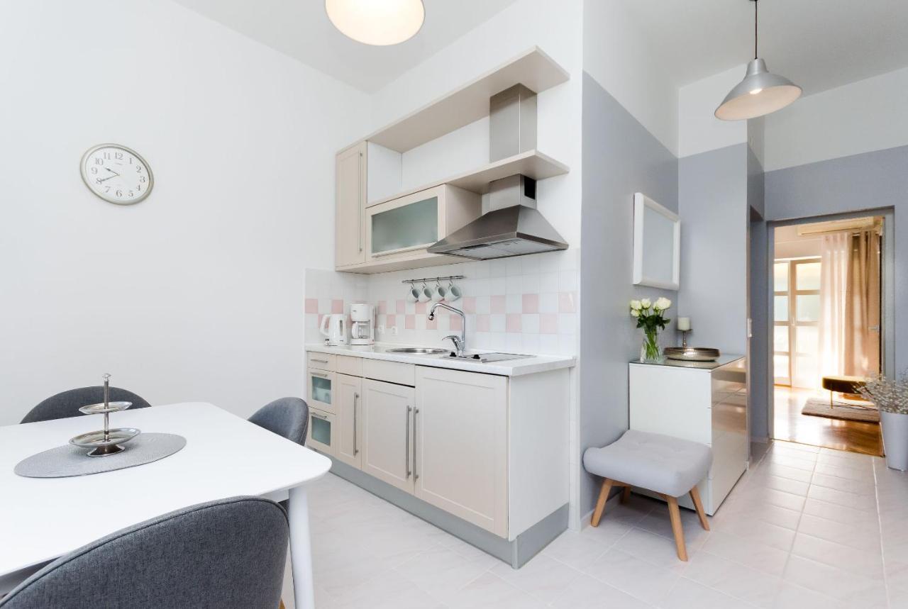 Apartments Sinisa Malinska Eksteriør billede